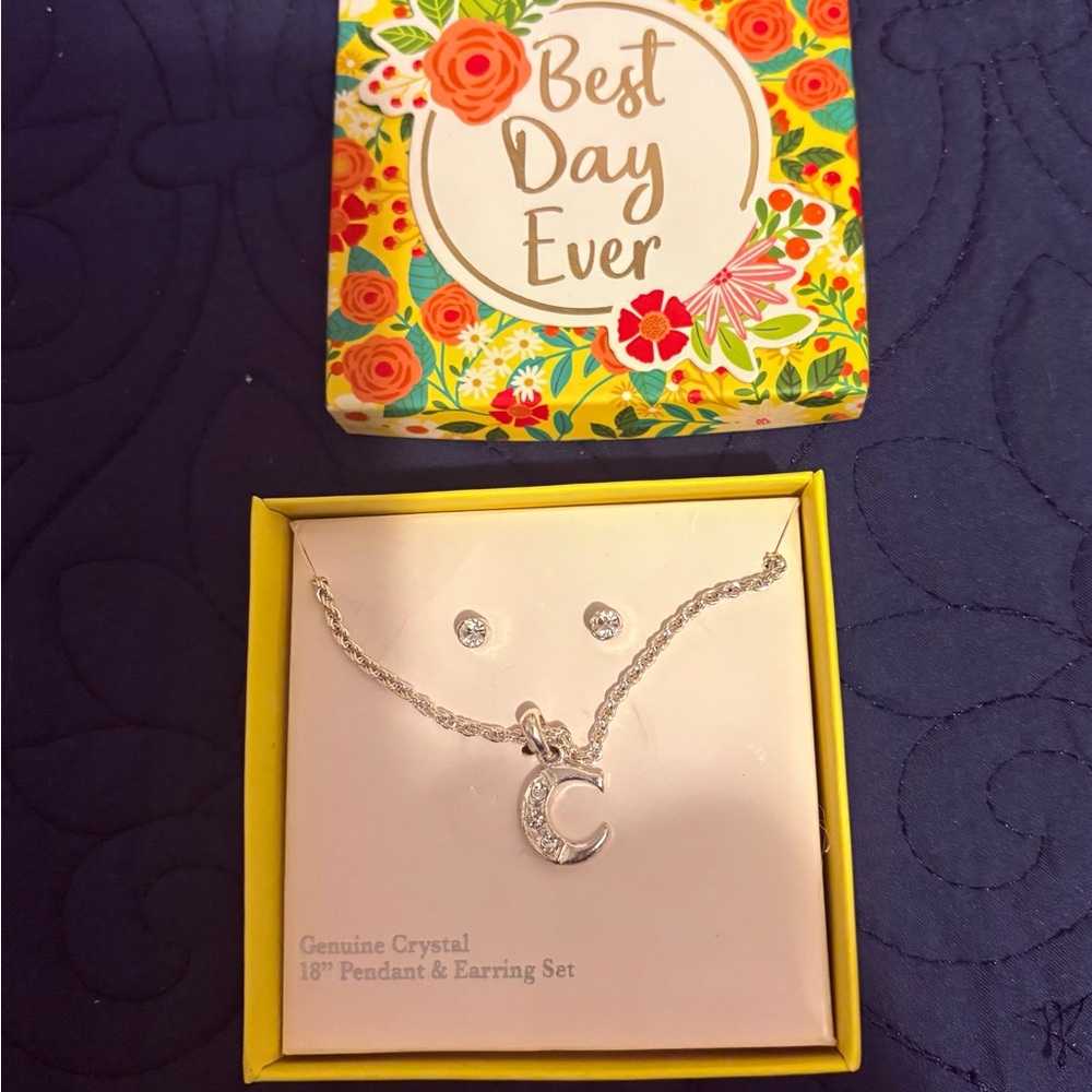 SOLD. SOLD. SOLD. Fashion Silver C Jewelry Set - Picture 1 of 3